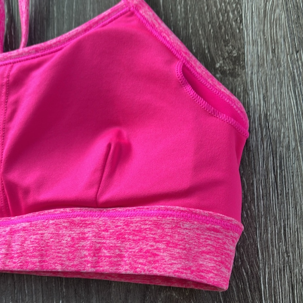 ALO Yoga AloSoft Gratitude Bra - Picture 8 of 14